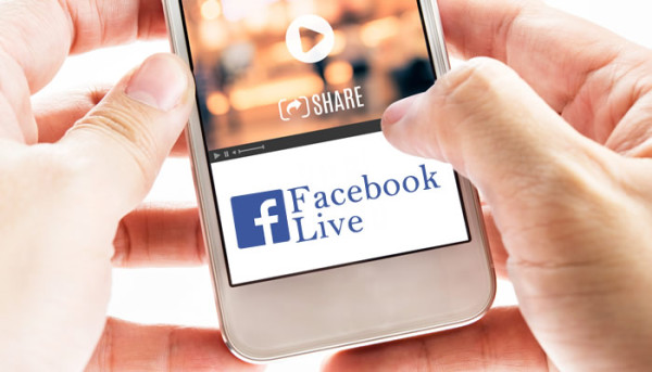 Facebook Live brings fans right to where the action is. 