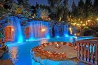 Los Angles Secrets Photos
From https://twitter.com/TheWorldStories