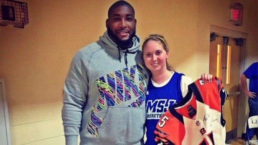 Devon Still Visits Teenage Basketball Player With Brain Cancer