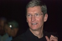 Tim prepare dinner, Apple CEO, Comes Out As gay