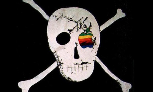 Apple’s “Pirates Of Silicon Valley” Flag Gets Rehoisted
