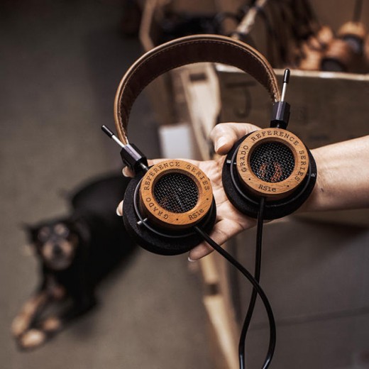 How A Tiny, domestic-Run Headphone Maker became A Cult favorite Of Neil young, Aerosmith, And Spike Jonze