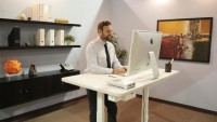 This Desk Reminds You to face Up when you’ve Been Sitting Too lengthy–after which It Orders You Lunch