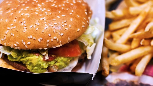Your Google Searches Will Now Pull Up Fast Food Calorie Counts