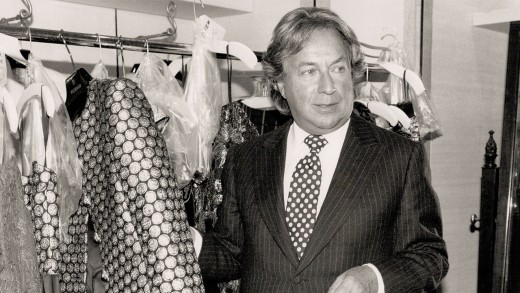 Arnold Scaasi, Legendary style dressmaker To First girls And Celebrities, Dies At Age eighty five