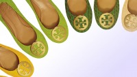 Tory Burch needs extra girls To stroll In Her (traditional Ballet Flat, Gold emblem) Footsteps