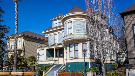 Harvard learn about Finds Oakland’s Asian Airbnb Hosts Earn lower than White Hosts