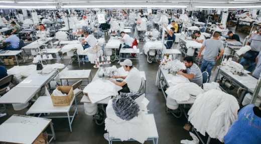 On Black Friday, garb company Everlane Is Giving Its income To Its factory staff