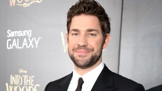 John Krasinski Sat Awkwardly on the Golden Globes Alongside Leonardo DiCaprio