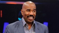 Steve Harvey Lampoons leave out Universe Error In tremendous Bowl advert For T-mobile