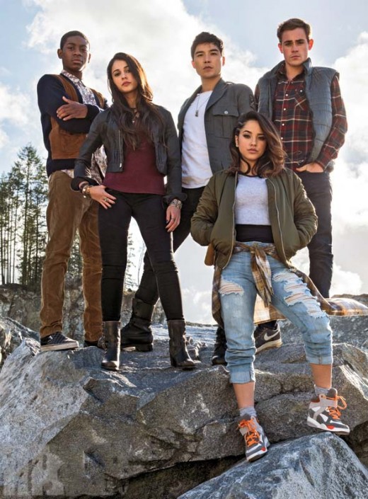 Might Morphin Power Rangers Assemble In New Pic Showing Five New Members