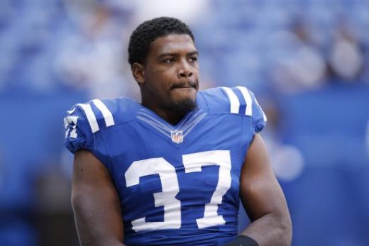 Ex-NFL Player Zurlon Tipton Dies After Accidentally Shooting Himself