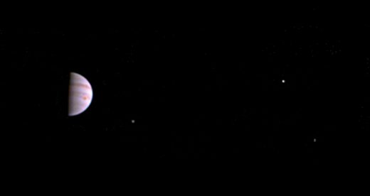 Juno sends back first photos from Jupiter’s orbit
