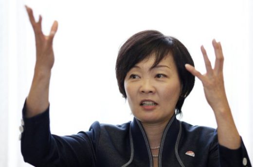 Japan’s First Lady Akie Abe Visits Pearl Harbor To Pay Tribute