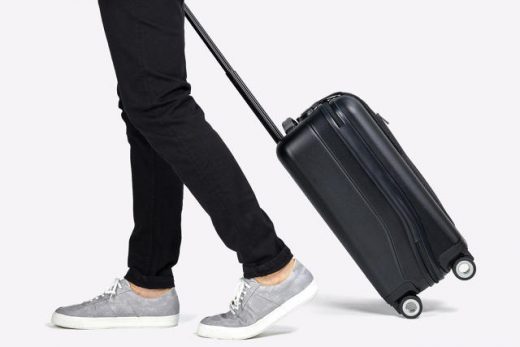 Bluesmart’s Black Connected Suitcase: Worth The Price Tag?