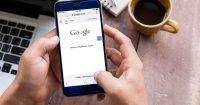 Google Plans to Make Mobile Search a Priority