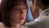 Romantic Doctor Kim: 4 Adorable Moments Captured From Yoo Yeon Seok And Seo Hyun Jin’s Blossoming Relationship