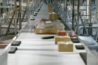 The Technology That Gets A Package From The Warehouse To Your House