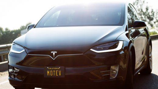 Some Stars Will Get A Ride To The Oscars Via This Tesla Car Service Company