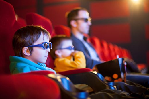 Hollywood again considers $30 early movie rentals