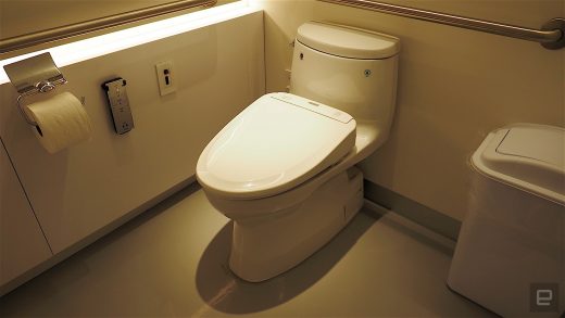 Toto hopes to woo Americans with high-tech toilet showroom