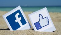 Facebook begins retargeting potential travelers with ads featuring flight info