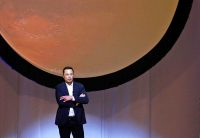 Elon Musk brings his Mars plan before the scientific community