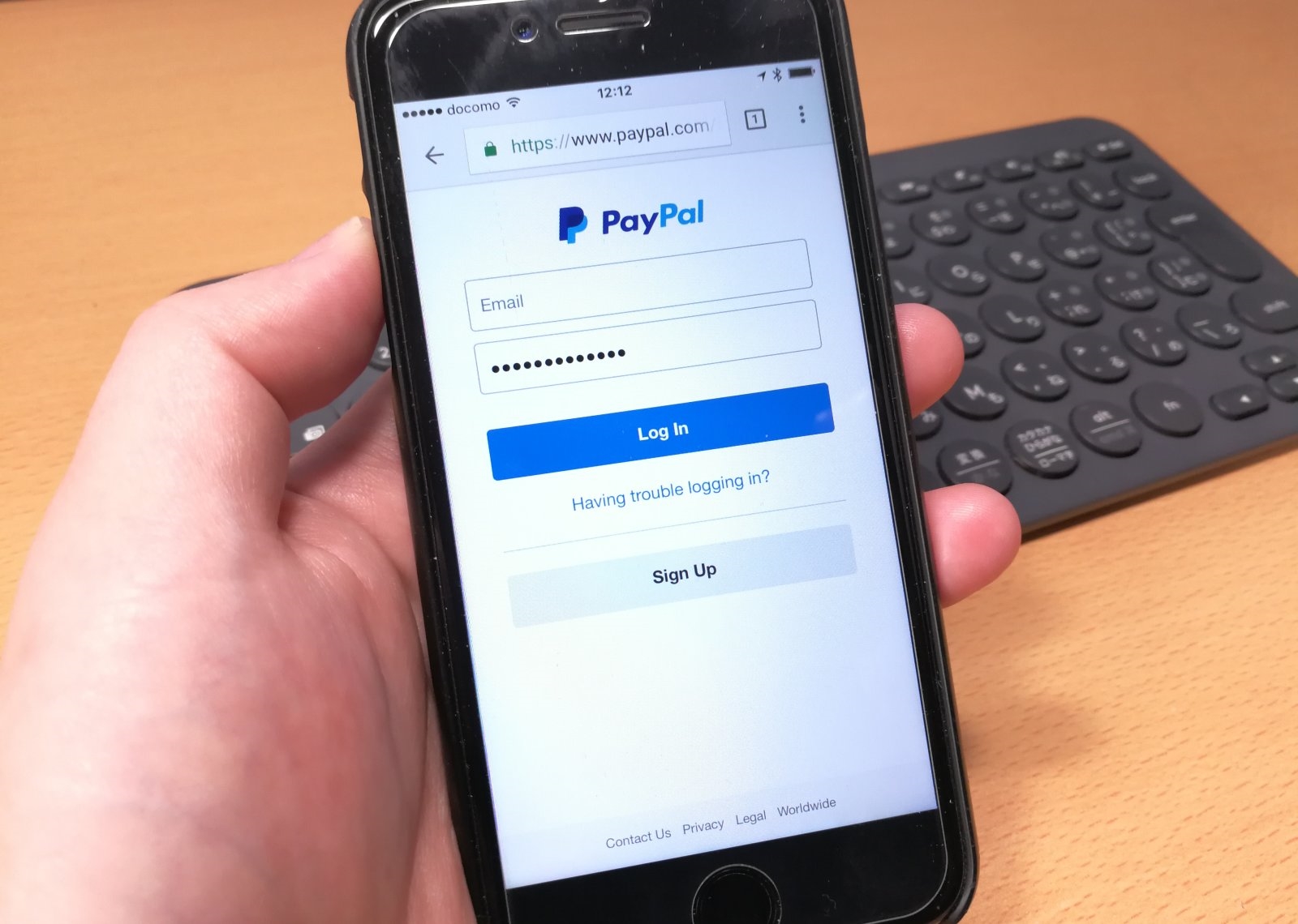 Apple adds PayPal as payment option for iTunes | DeviceDaily.com