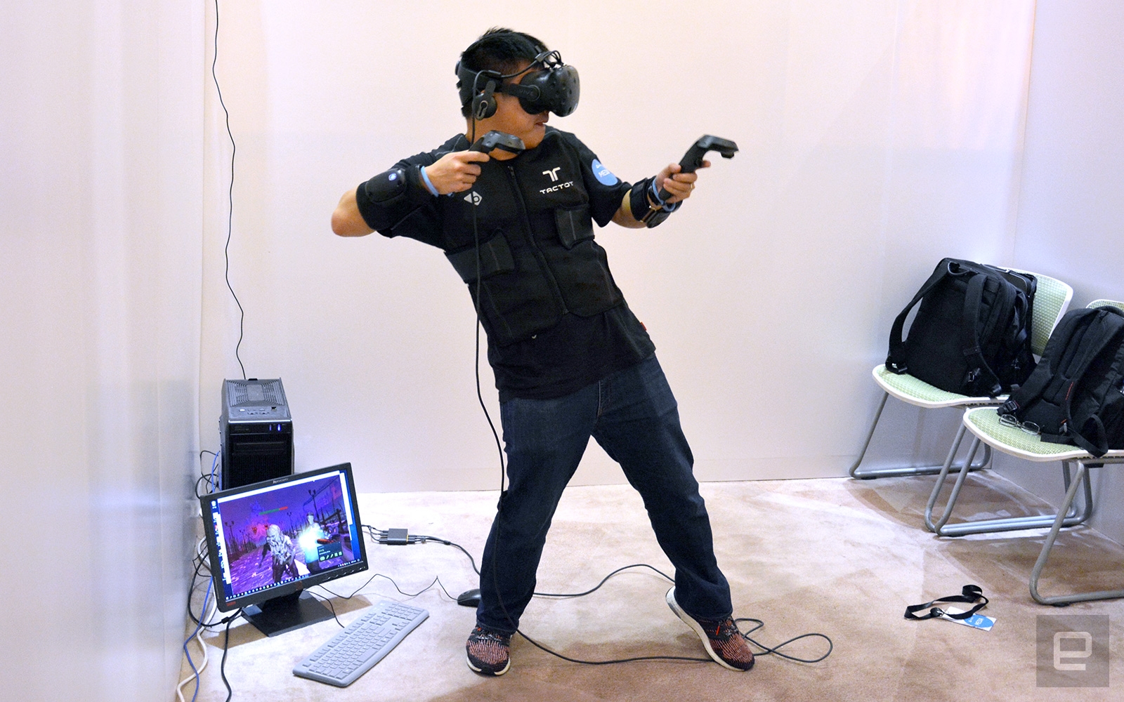 bHaptics' TactSuit is VR haptic feedback done right | DeviceDaily.com