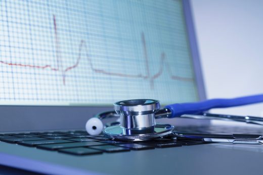 Algorithm spots abnormal heart rhythms with doctor-like accuracy