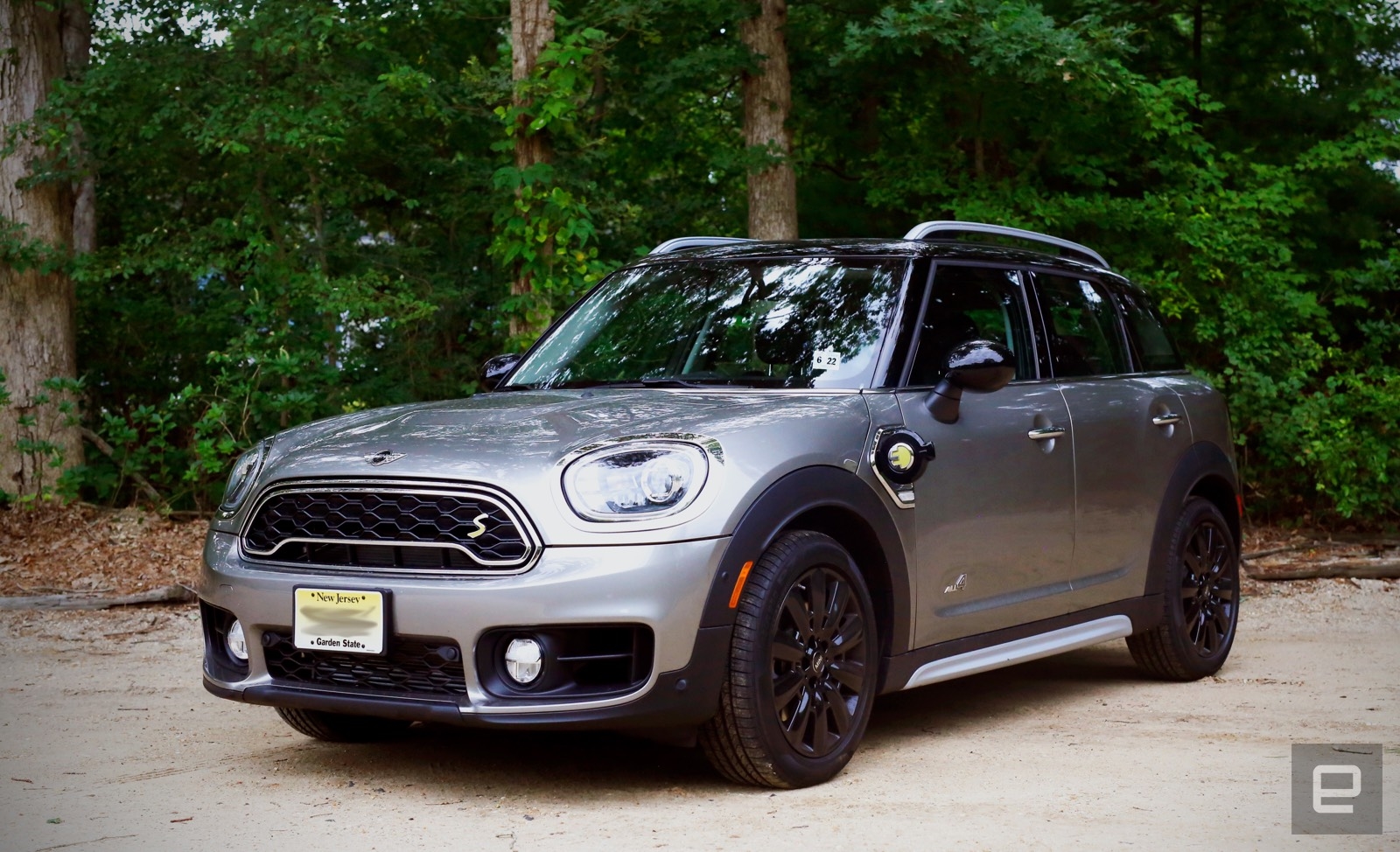 Mini's new plug-in hybrid packs thrills into a compact cruiser | DeviceDaily.com