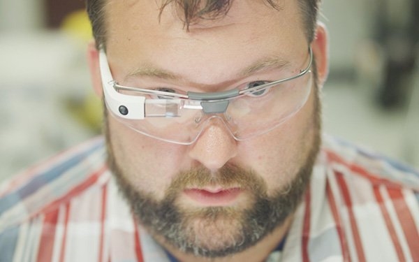 Why Alphabet Had To Prove A Market For Google Glass | DeviceDaily.com
