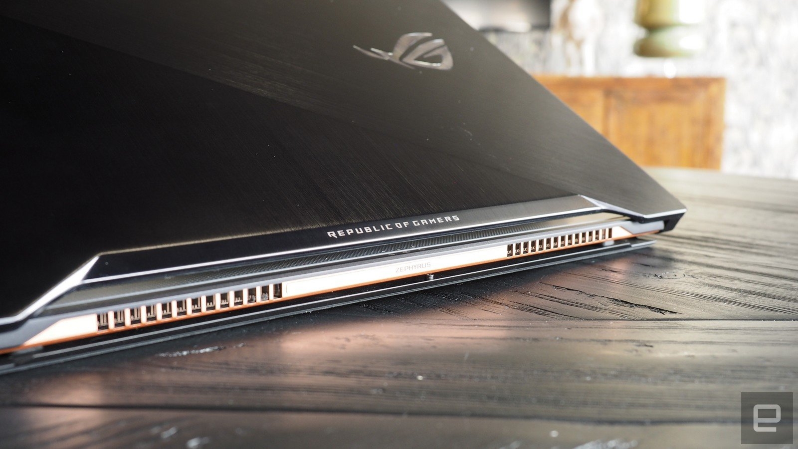 ASUS ROG Zephyrus review: Gaming laptops will never be the same again | DeviceDaily.com