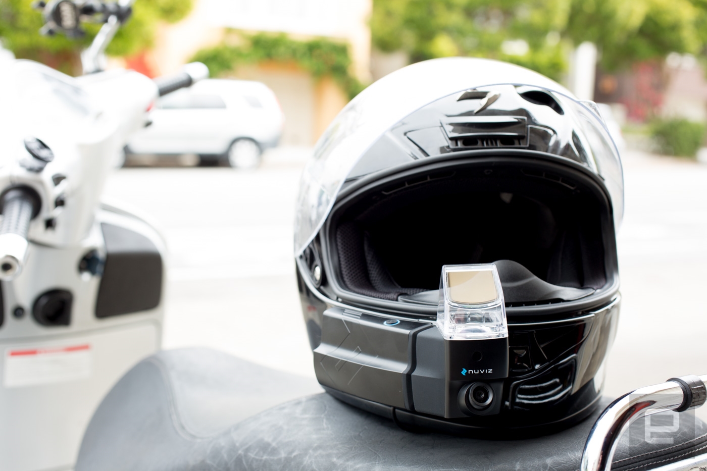 Motorcycle helmets finally get decent heads-up display navigation