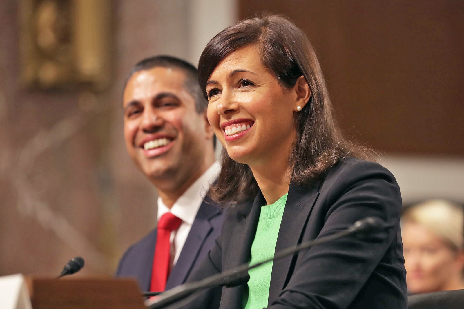 FCC back at full strength after Senate appoints two new members | DeviceDaily.com