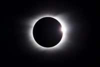 Google countdown teases Android O reveal during solar eclipse