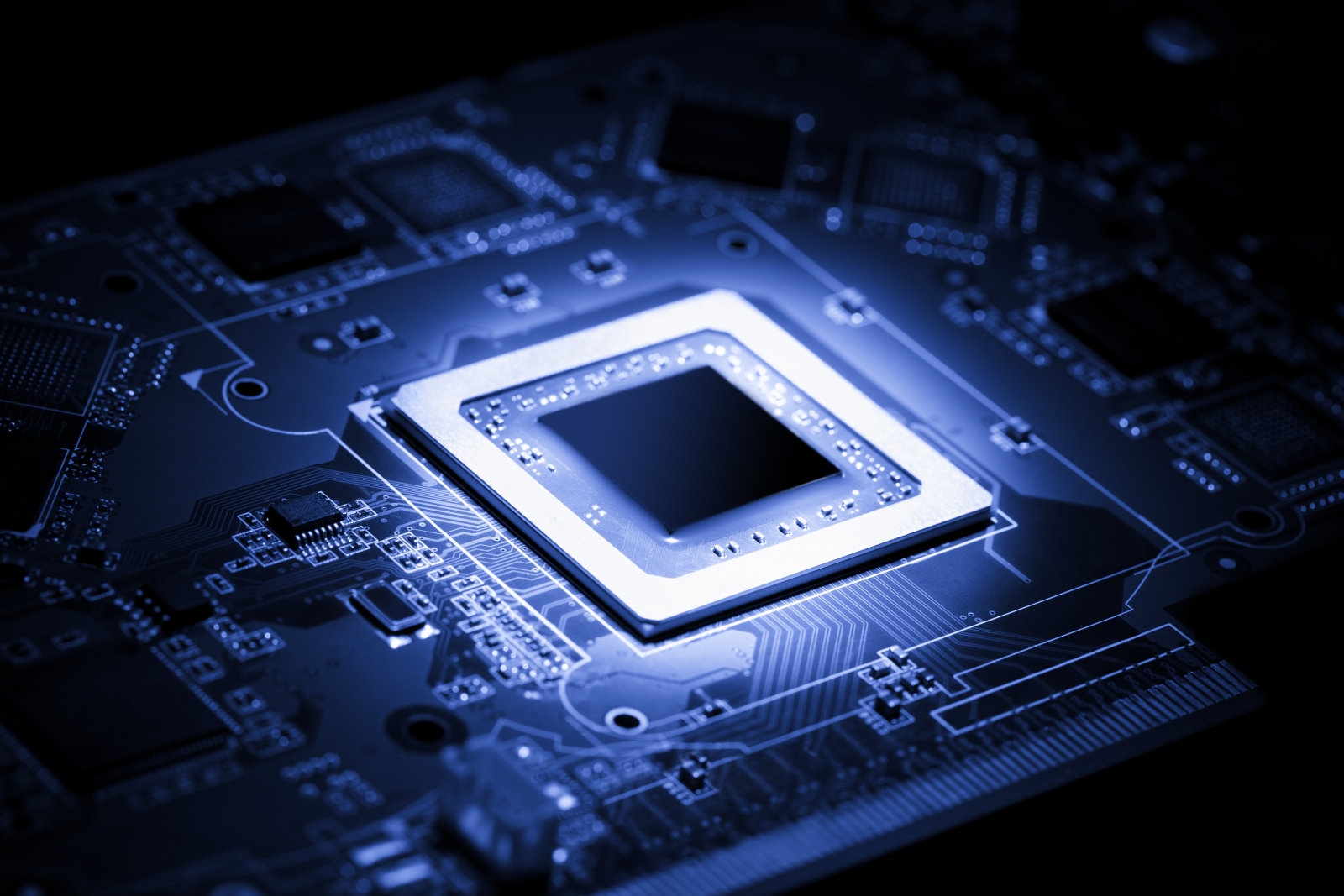 Super-thin semiconductors delay the 'death' of silicon | DeviceDaily.com