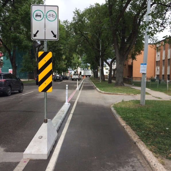 These Temporary Bike Lane Barriers Let Cities Experiment With Better Biking Infrastructure | DeviceDaily.com