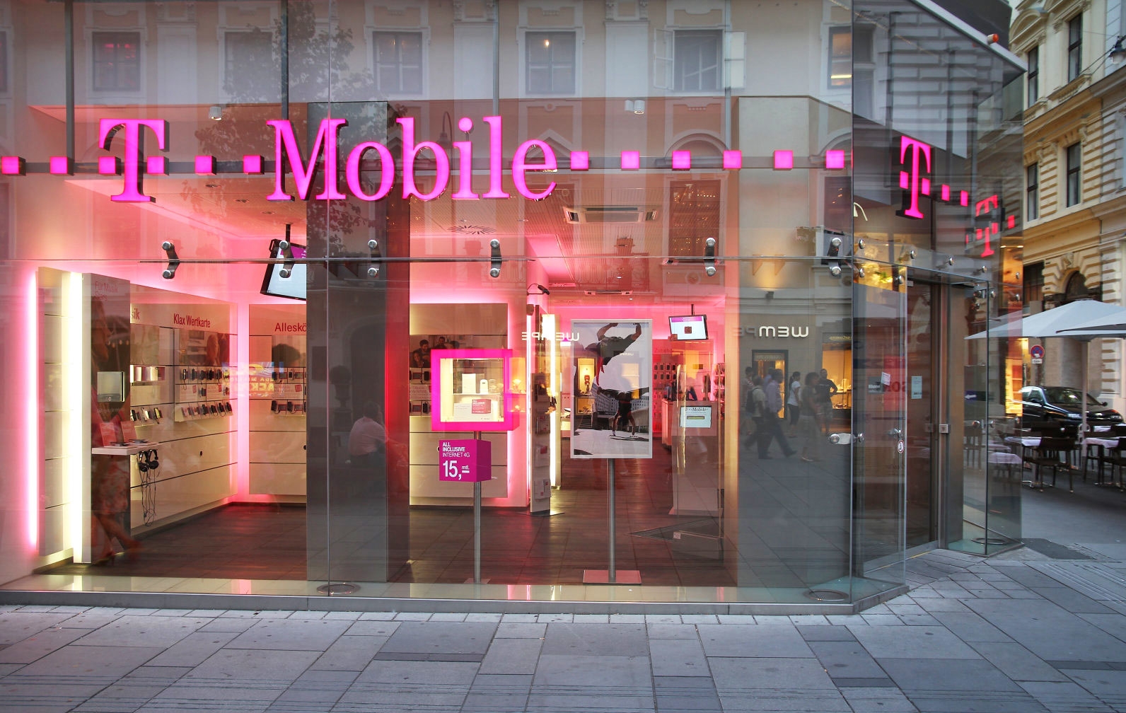 T-Mobile has the fastest and most consistent mobile data in the US | DeviceDaily.com