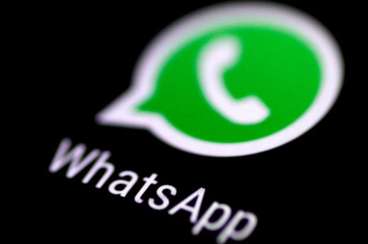 WhatsApp tests feature that sends flight times through chat