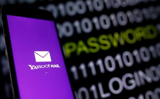 Yahoo Can’t Shake Lawsuit Over Data Breaches
