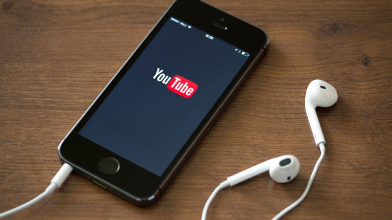 YouTube Studio updates let creators schedule posts  and  see subscriber numbers in the app | DeviceDaily.com