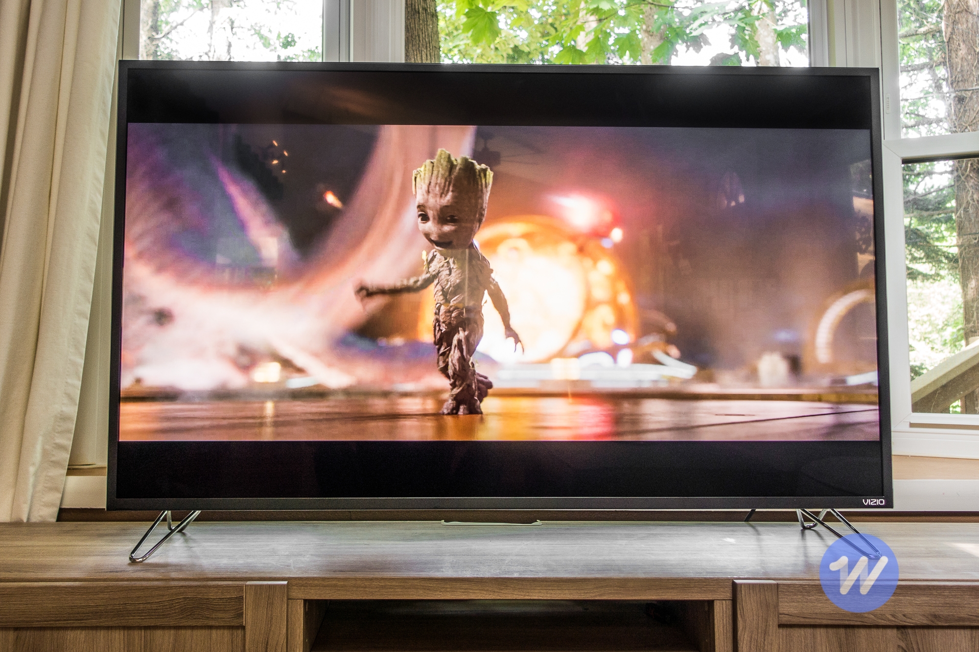The best 4K TV on a budget | DeviceDaily.com