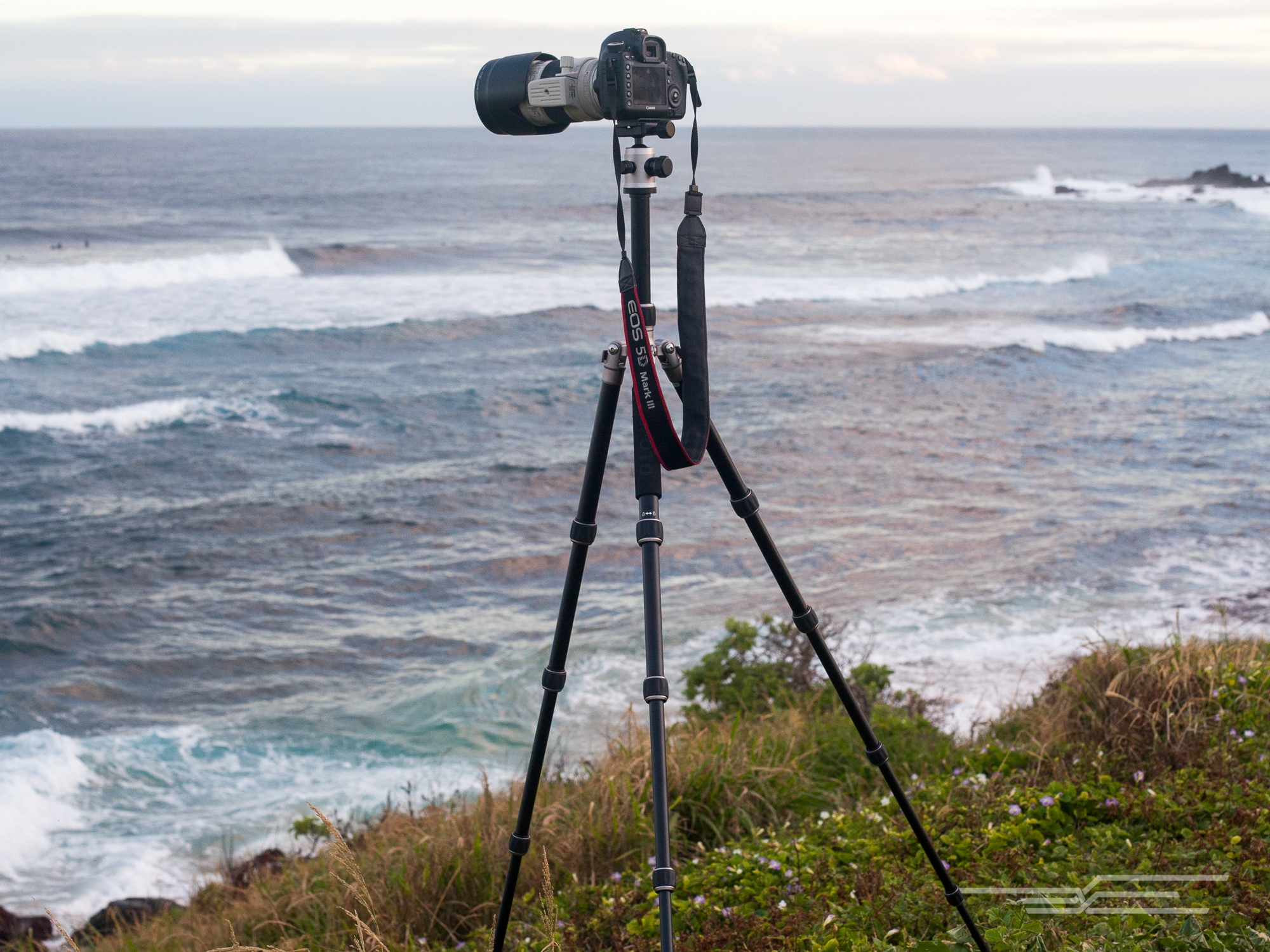 The best travel tripod | DeviceDaily.com