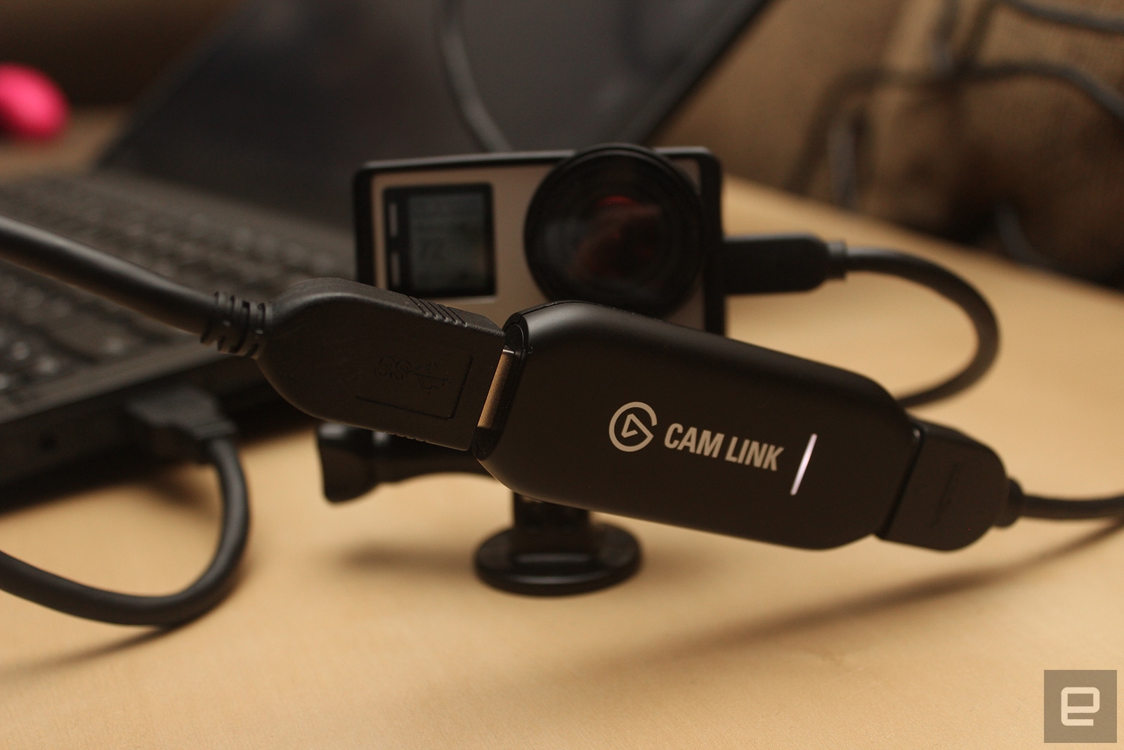 Elgato's Cam Link turns your DSLR into a souped-up webcam - DeviceDaily.com