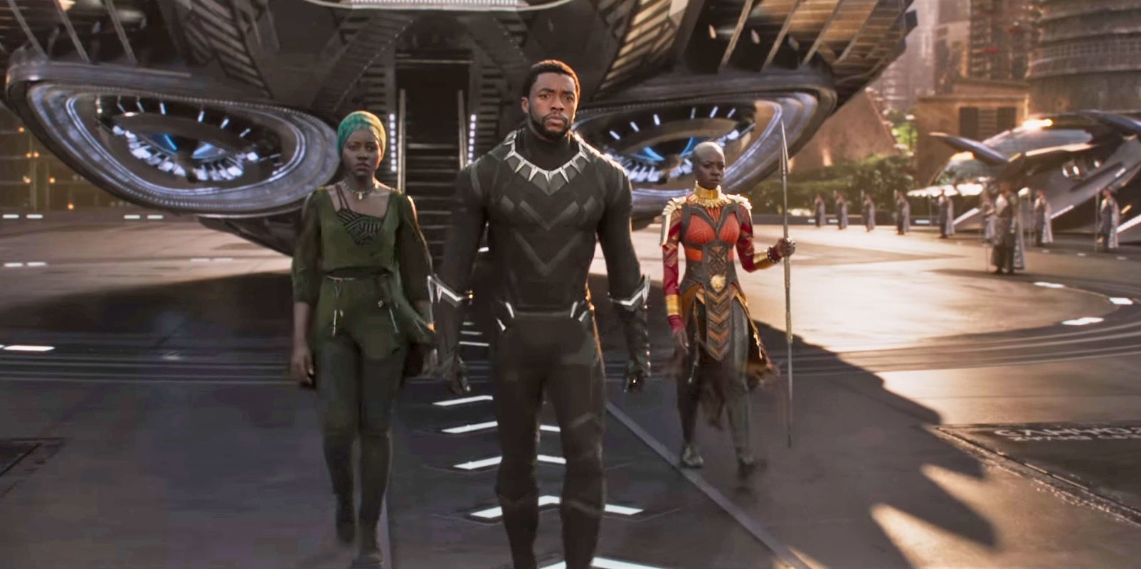 Marvel’s full ‘Black Panther’ trailer shows a ruthless hero-king | DeviceDaily.com