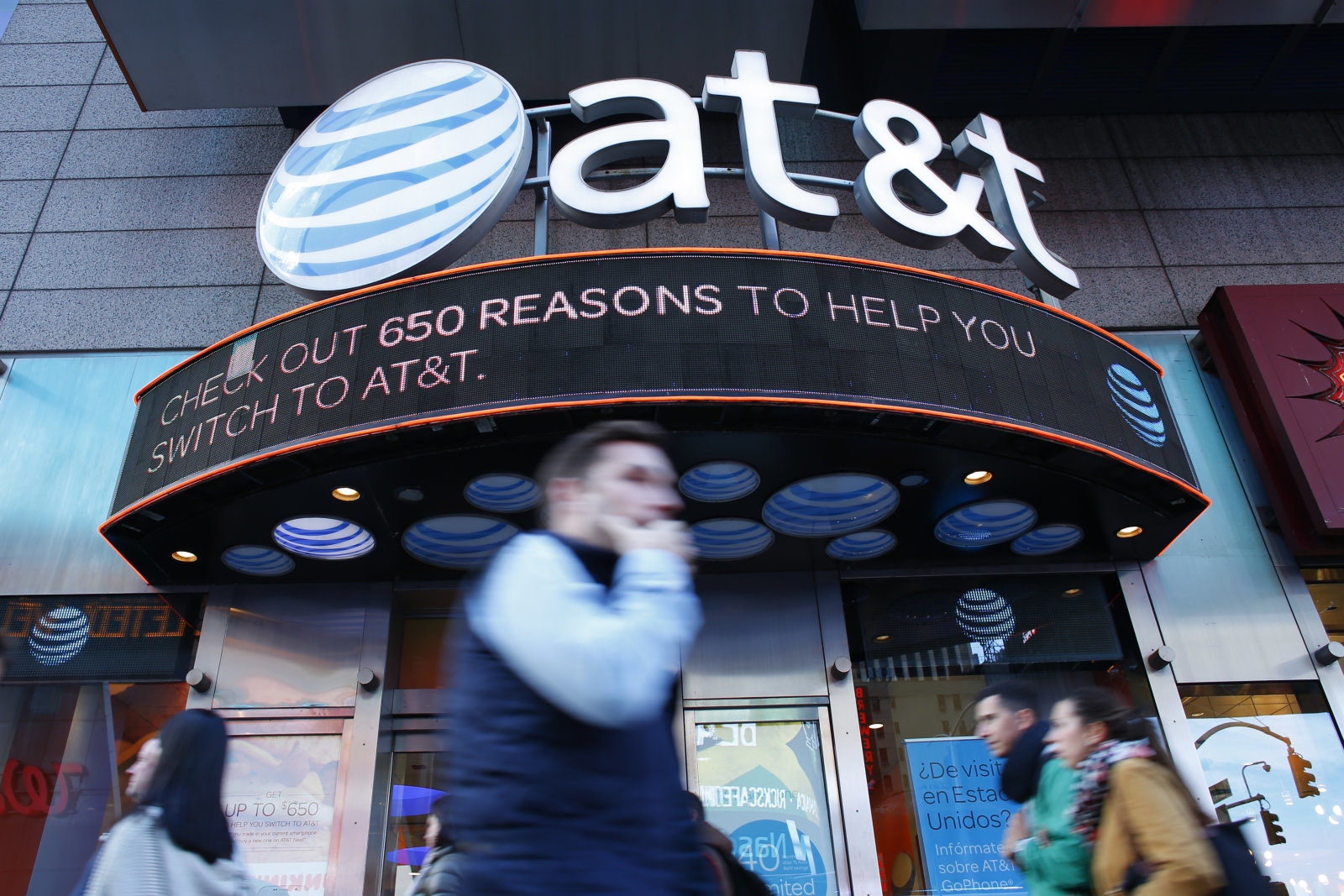 AT and T tells customers to restart their phones to make calls | DeviceDaily.com