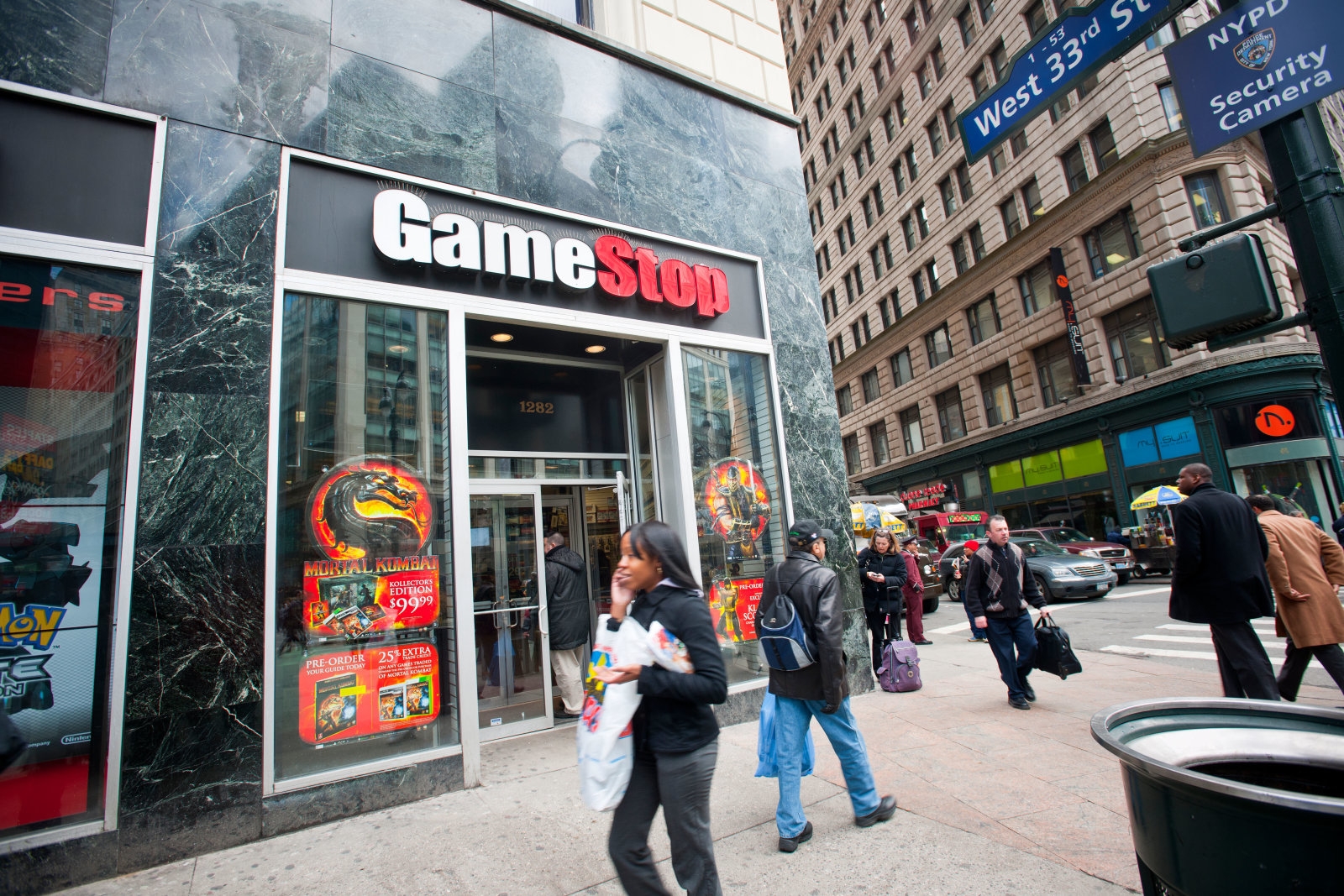 GameStop offers used video game rentals with PowerPass program | DeviceDaily.com