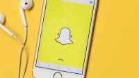 Snapchat now lets brands link Sponsored Lens, Geofilter ads to their sites
