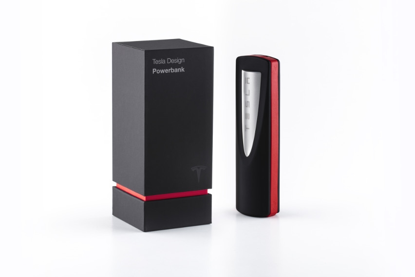Tesla made a phone battery pack that mimics Supercharger monuments | DeviceDaily.com
